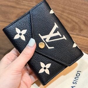 Louis Vuitton Victorine Wallet